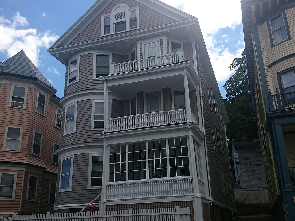 2nd image of 148 Walnut St