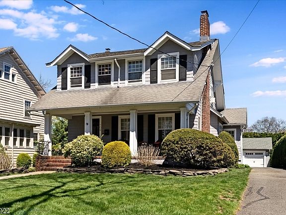 2nd image of 706 Mountain Ave