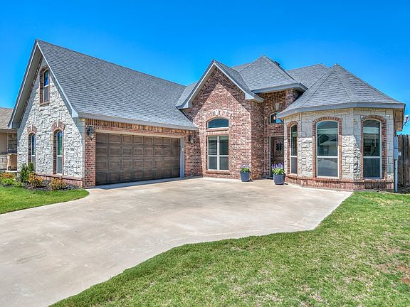 3rd image of 3946 Blair Ln