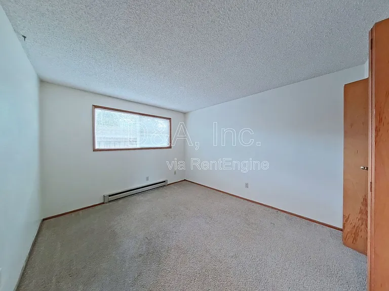 605 NW Kings Blvd #2 — Photo 7