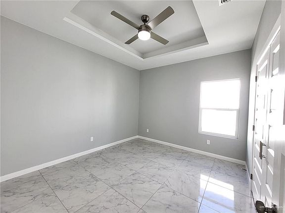 5th image of 1416 E Hibiscus Ave #1