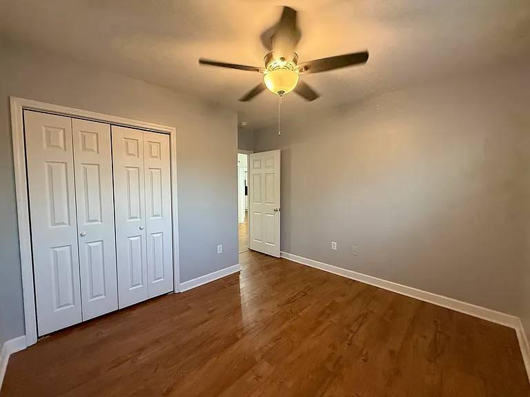305 Gold Leaf Dr — Photo 14
