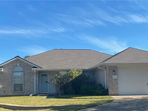 1202 Mullins Ct, College Station, TX 77845