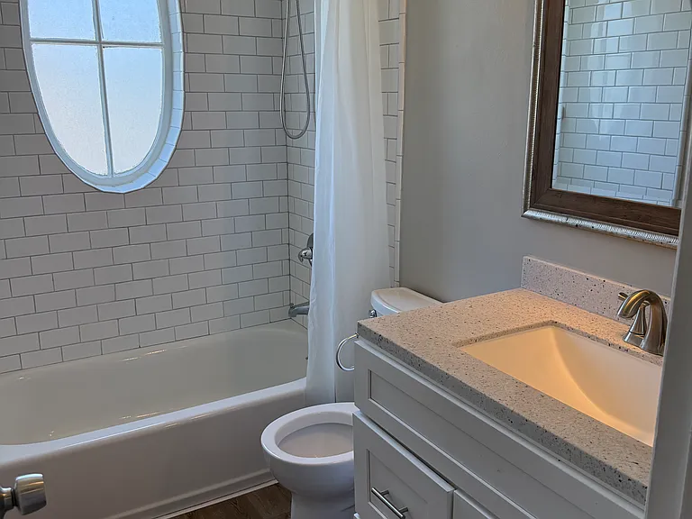 127 S Adams St — Photo 23