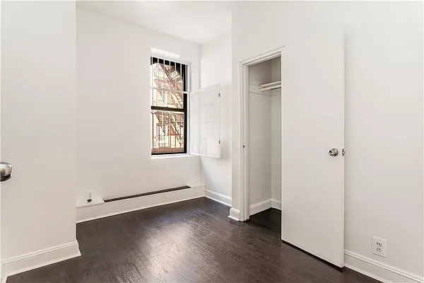 Rented by Compass | media 18