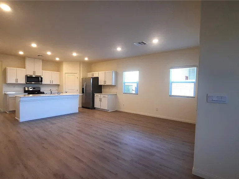 1674 Viola Falls St #73 — Photo 2