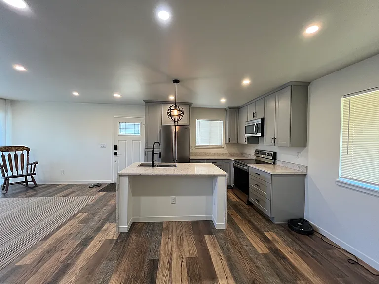 801 Sierra Vista Way #22 — Photo 4
