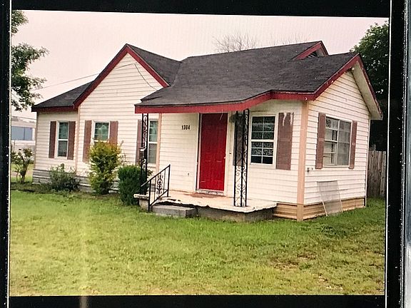 5th image of 1304 W Marvin Ave