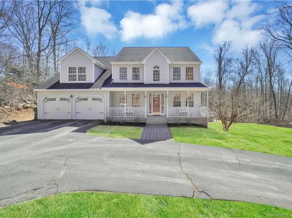 57 School House Lane, East Hampton, CT 06424