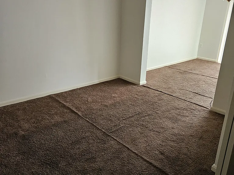 715 Saint Michaels Dr — Photo 2