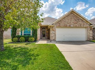 8220 Edgepoint Trl, Hurst, TX 76053