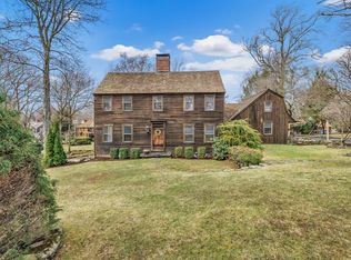 31 Old Barn Rd, Trumbull, CT 06611