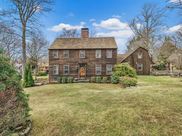 31 Old Barn Road, Trumbull, CT 06611