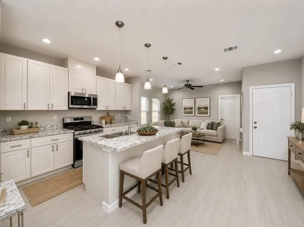 4011 Elmwood St, Houston, TX 77051