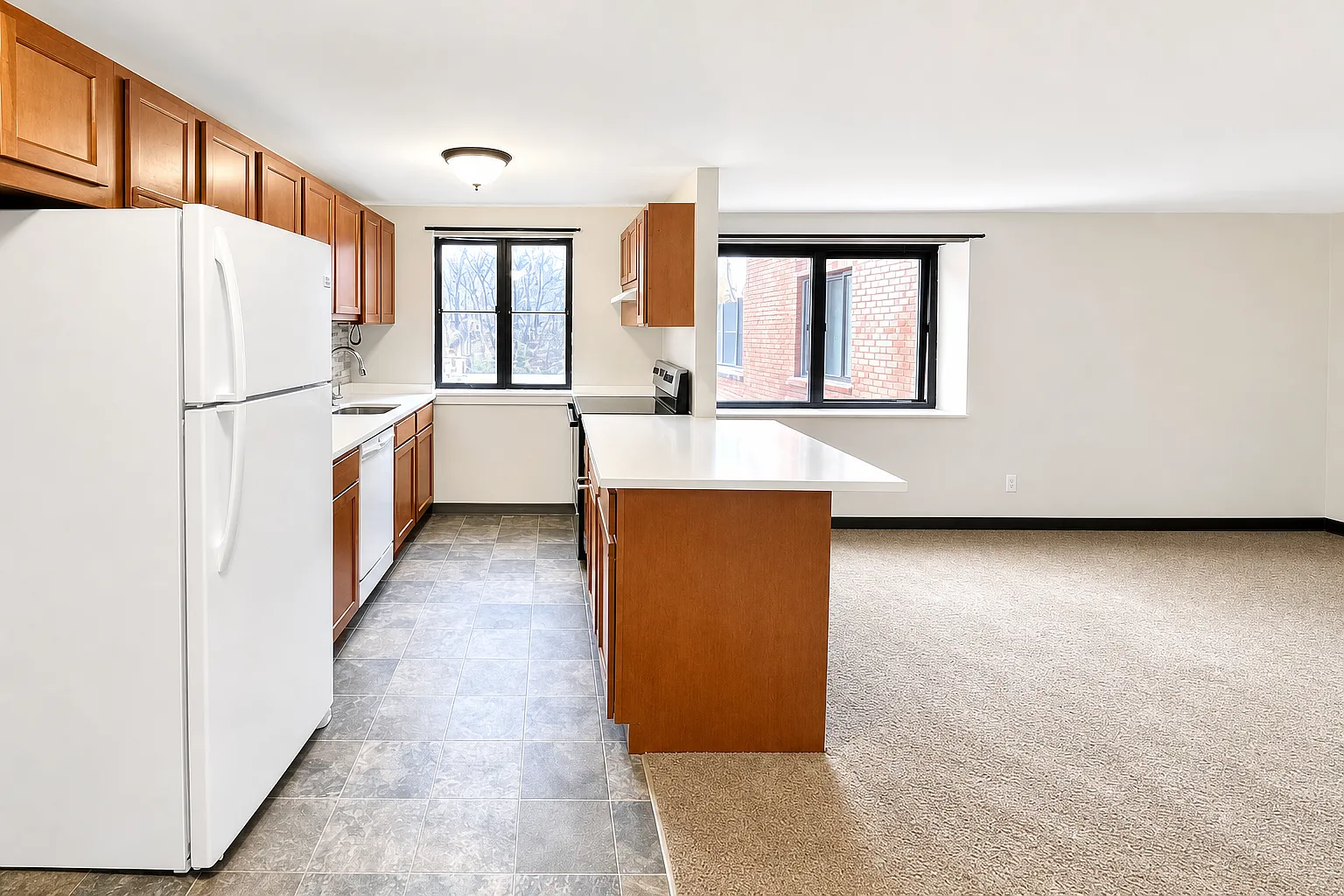 Fieldbrook Apartments — Photo 2