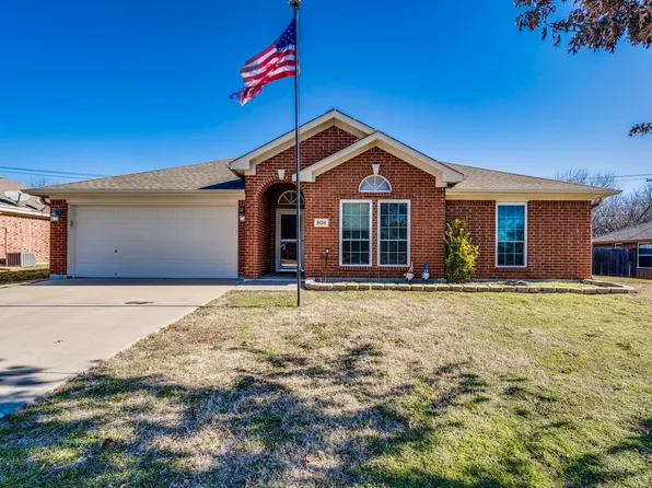 506 Westmeadow Dr, Cleburne, TX 76033