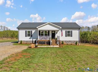 3630 Trent Hatchery Rd, Appomattox, VA 24522