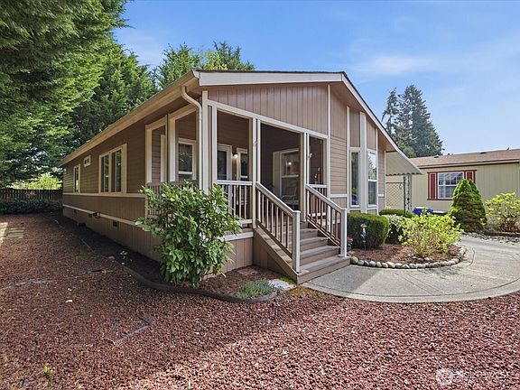 3rd image of 11100 4th Avenue W #30