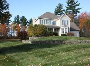 12 Hadley Rd, Pepperell, MA 01463