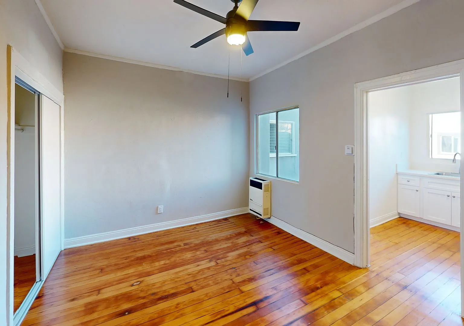 1416 Apartments...Recently Renovated...Spacious ...Great Location! — Photo 2