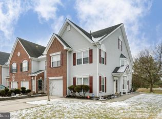 113 La Costa Dr, Blackwood, NJ 08012
