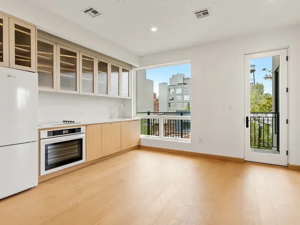 75 Calyer Street image 1 of 12