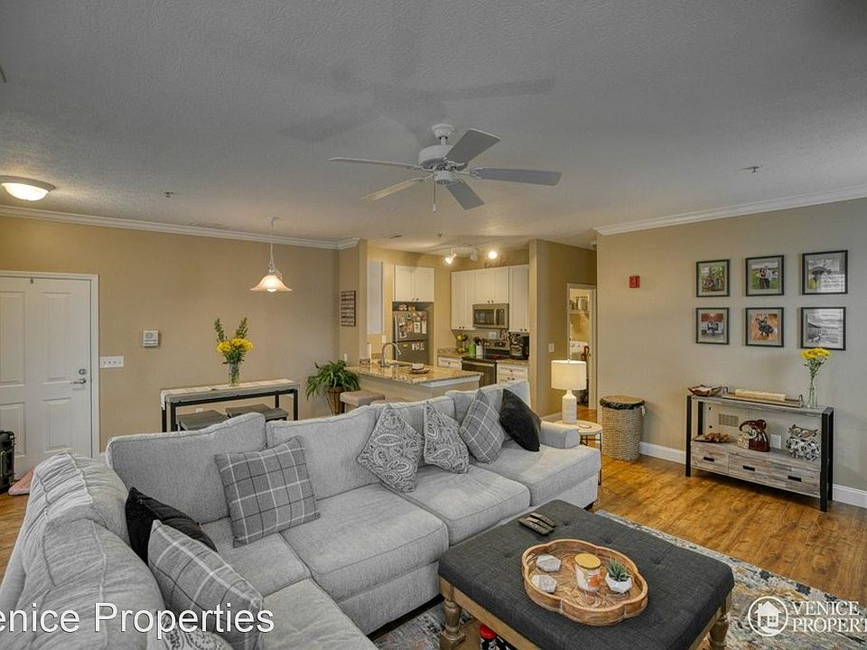 1st image of 1774 Drayton Park Ct