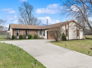 898 Kenwood Ct, Monroe, OH
