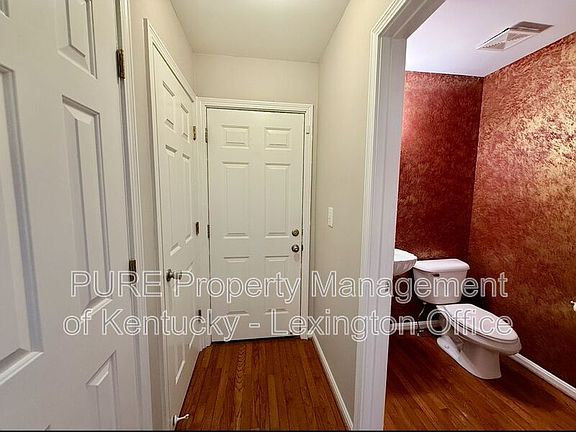 4th image of 552 Forest Hill Dr