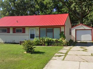 125 E Crown Ln, Fort Wayne, IN 46816