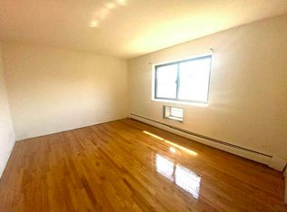 233-04 87th Ave #2B, Queens Village, NY 11427