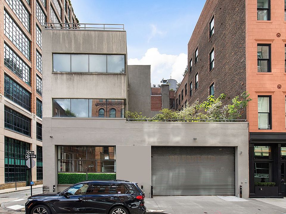 2nd image of 11 Hubert St