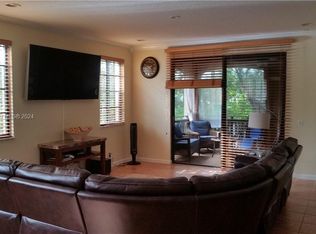 2609 Center Court Dr, Weston, FL 33332