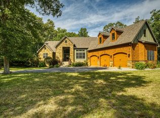 8468 Old Oak Dr, Demotte, IN 46310