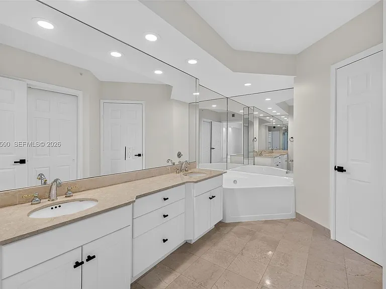 3370 Hidden Bay Dr #2107 — Photo 37