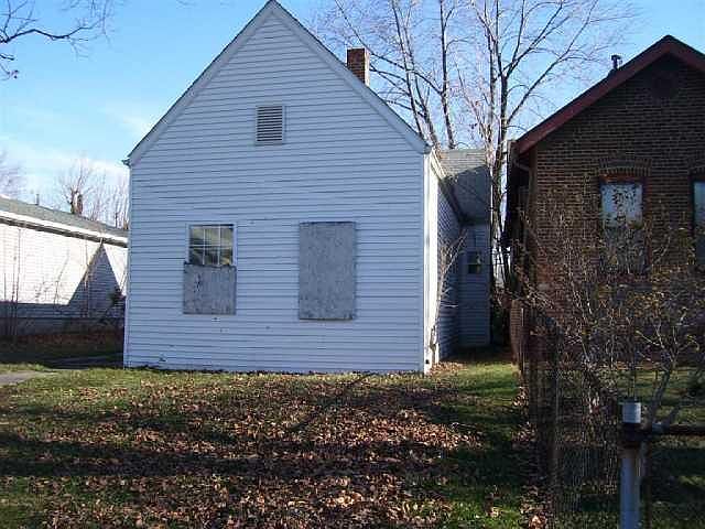 2nd image of 1621 S Spruce St