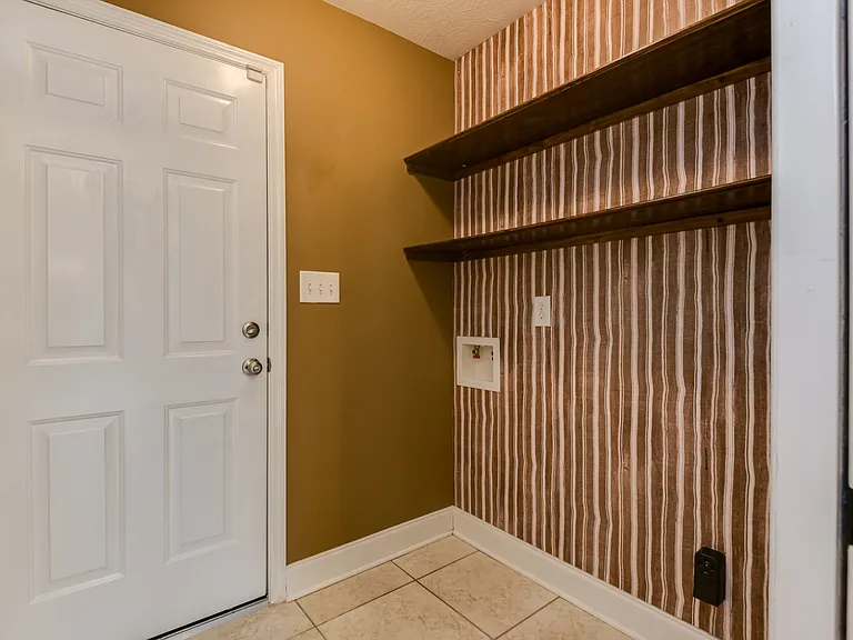 2110 Red Maple Trce — Photo 17