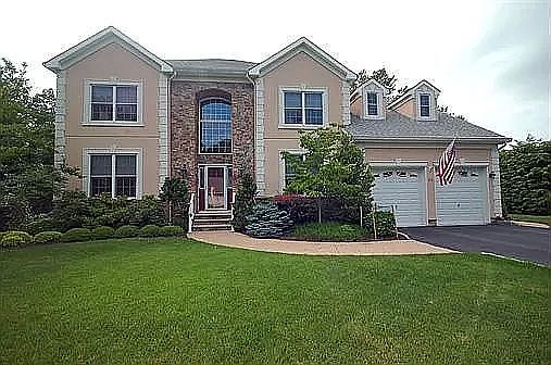 1st image of 59 Estella Ave