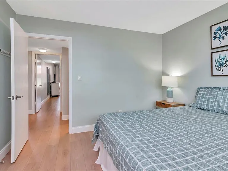 17580 Gulf Blvd #403 — Photo 25