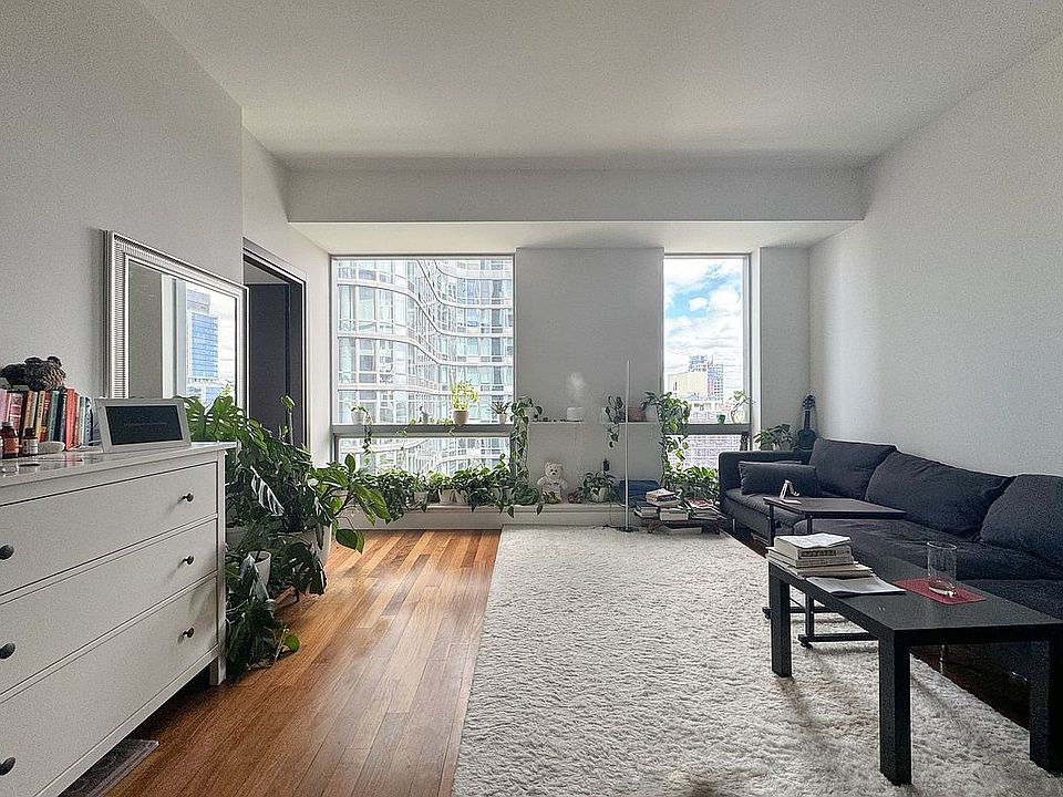 1st image of 150 Myrtle Ave APT 2207