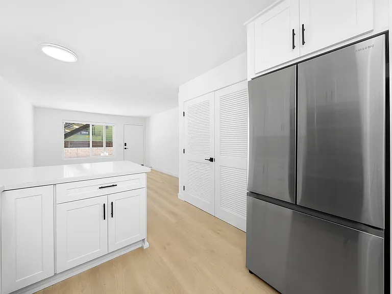 131 Diana St #1 — Photo 3