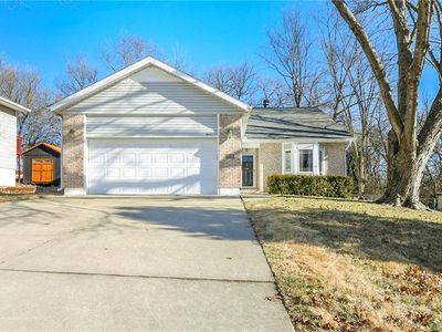 3431 Tudor Dr, Leavenworth, KS, 66048