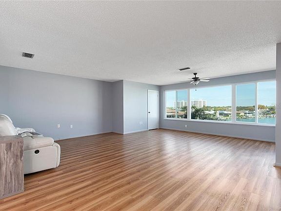 5th image of 6075 Shore Blvd S APT 411