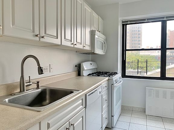 5th image of 345 E 80th St APT 7B