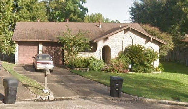 1st image of 9738 Philmont Dr