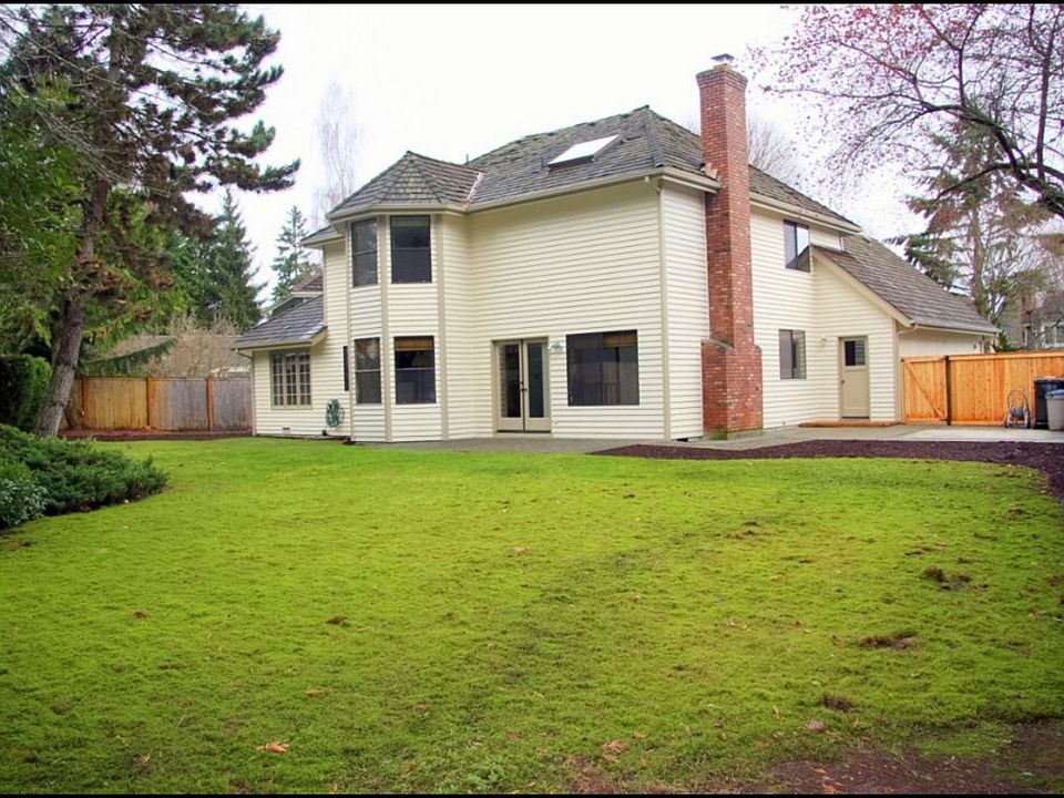 2nd image of 6011 143rd Ct NE
