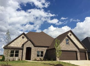 4601 SW Barton St, Bentonville, AR 72712