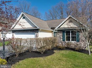 120 Clemson Ct, State College, PA 16803