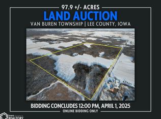 Croton Rd, Farmington, IA 52626