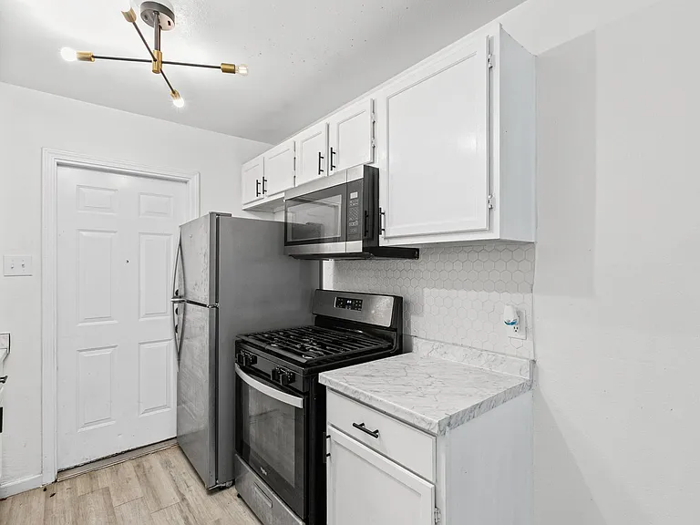 3038 Weir Ave — Photo 6